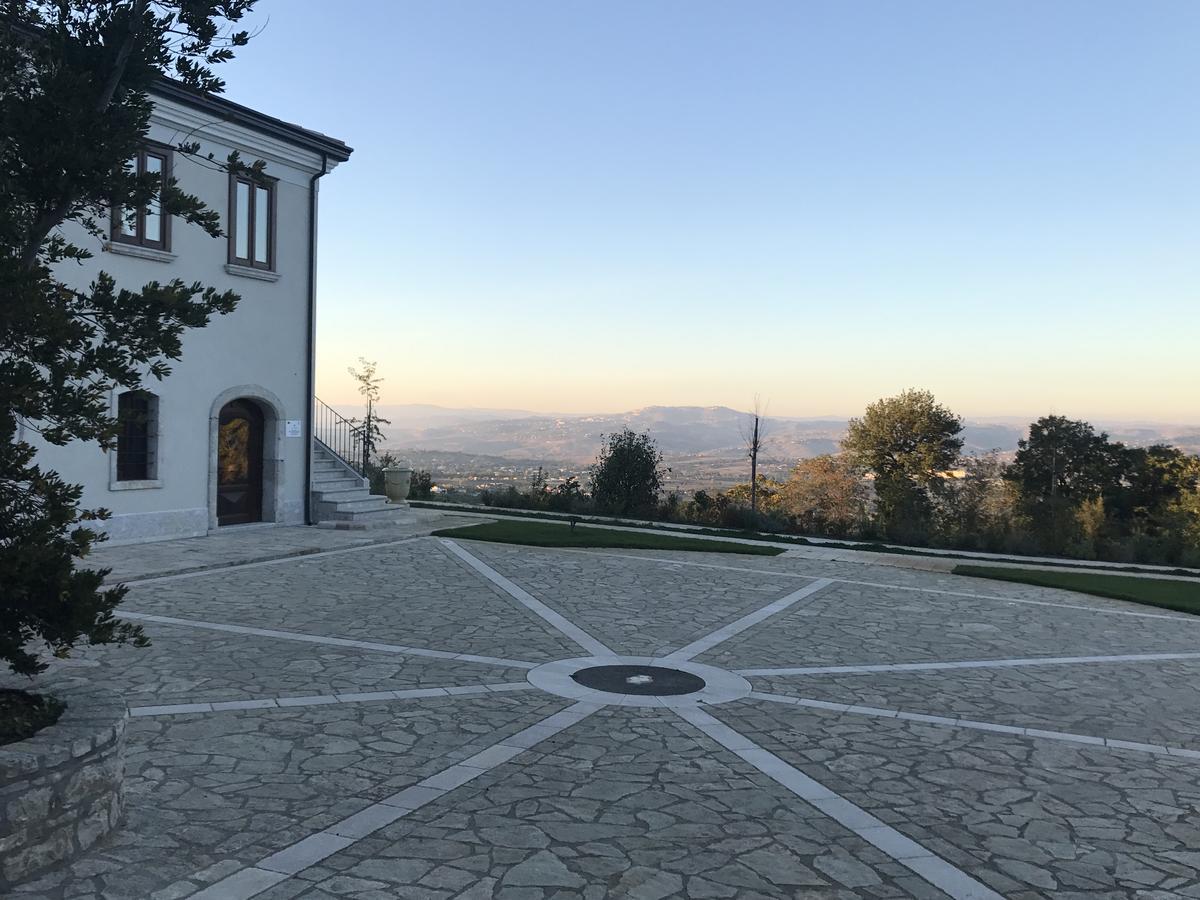 Il Mulino Della Signora Luxury Country House Frigento Exterior photo